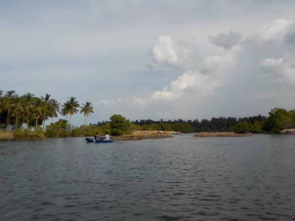 Reef Pasikudah Hotel Nachivantivu Luaran gambar
