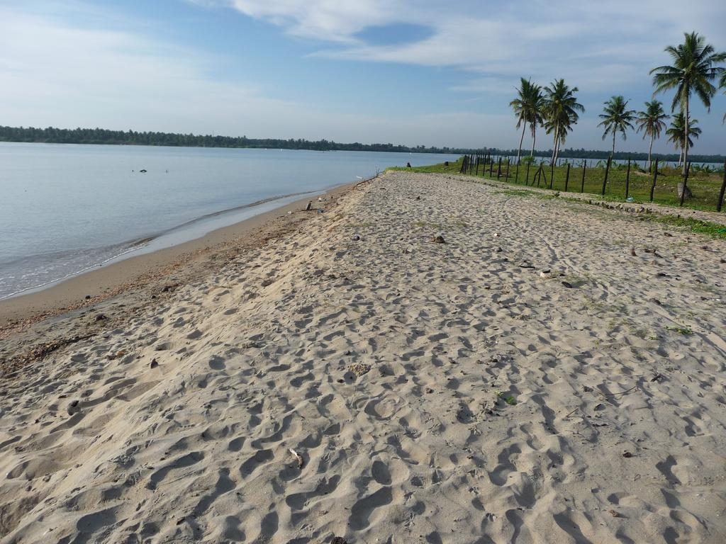Reef Pasikudah Hotel Nachivantivu Luaran gambar